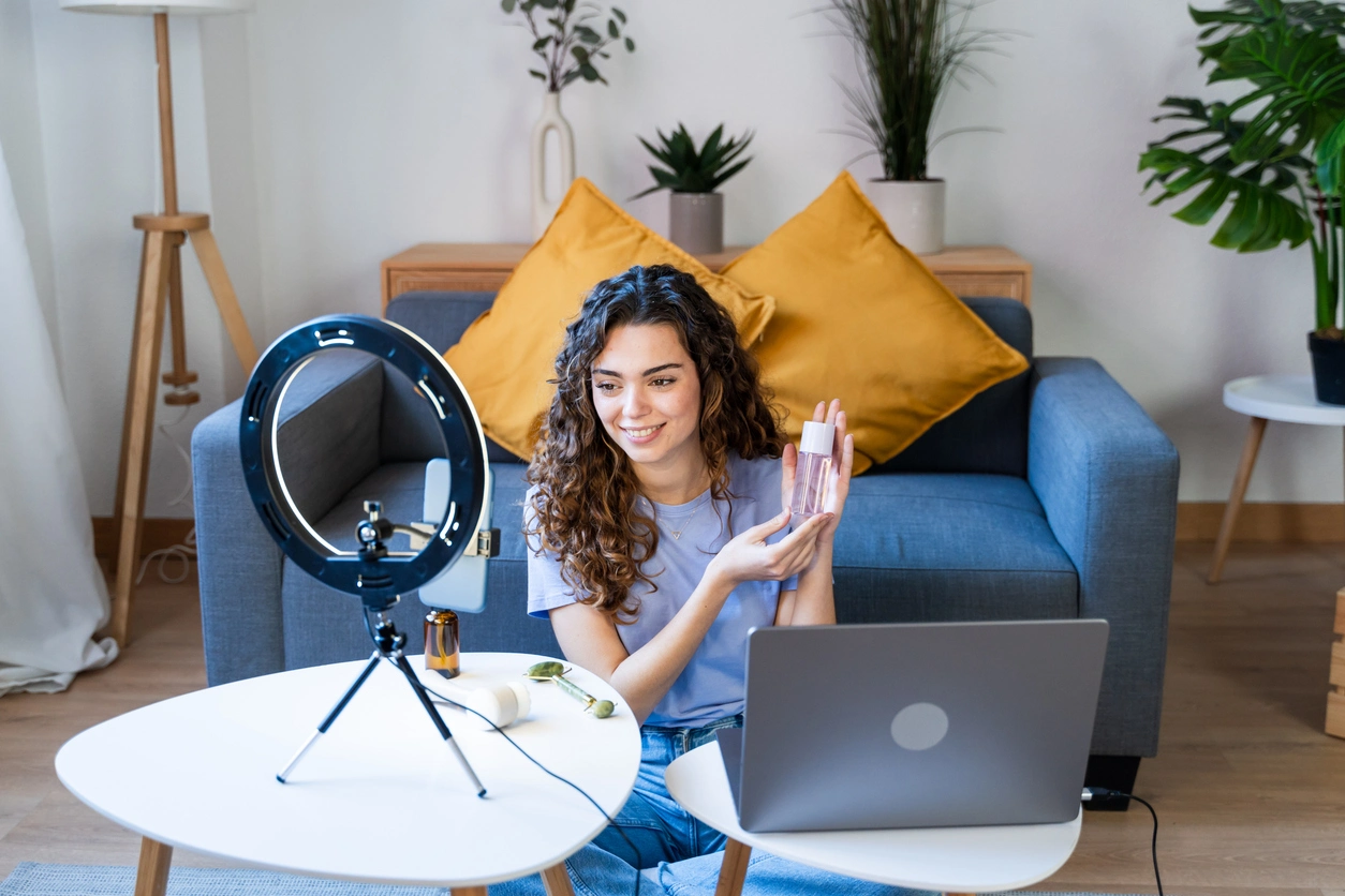 iStock-2035048820 Social Media Marketing Strategy